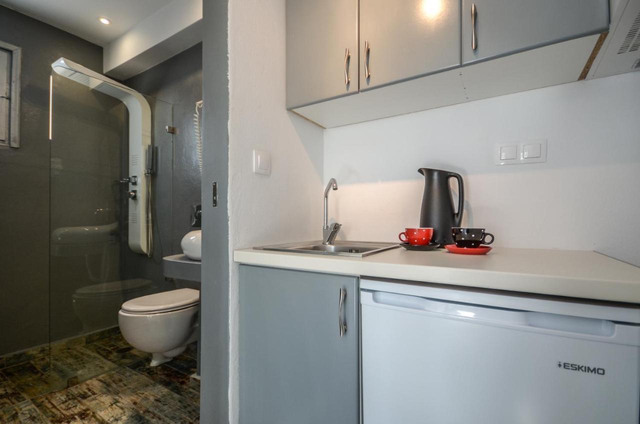 Depis Apartments & Suites Naxos City Esterno foto
